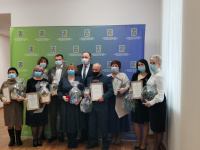 ������ ���������� ���������� ������ ��������� � ����    90-����� ����